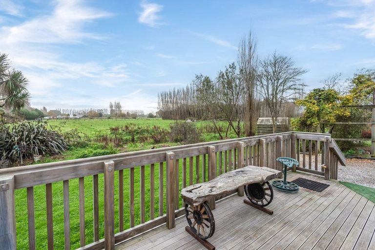 Photo of property in 68 Walters Road, Marshland, Christchurch, 8051