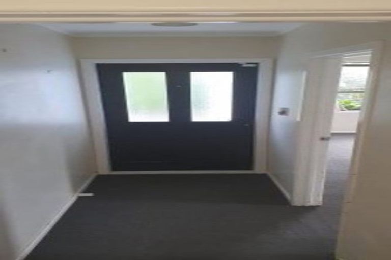 Photo of property in 2/73a Russell Road, Manurewa, Auckland, 2102