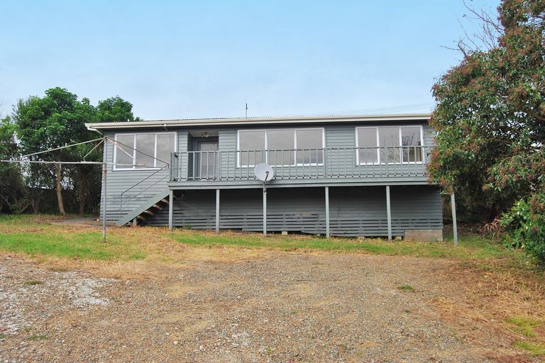 Photo of property in 6 Settlement Road, Kaiwaka, 0573