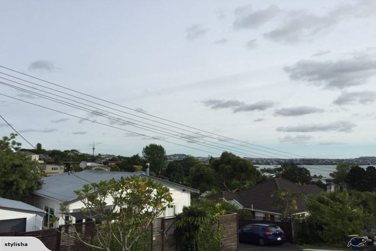 Photo of property in 66 Palmerston Road, Birkenhead, Auckland, 0626