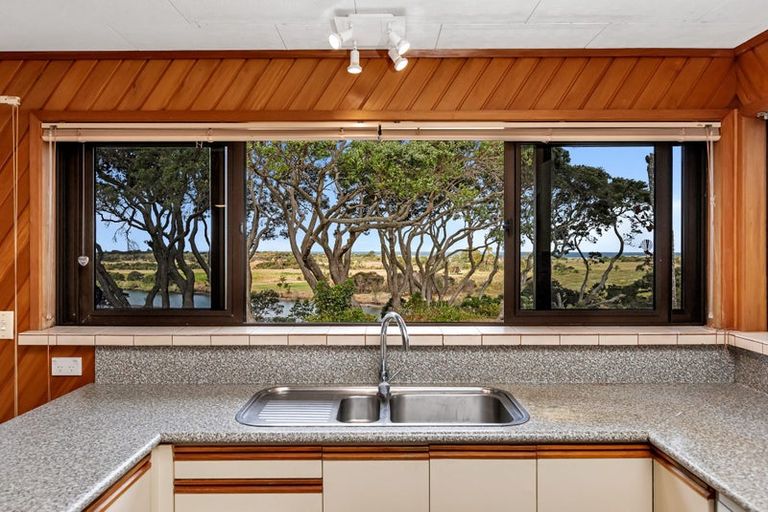Photo of property in 88a Marsden Point Road, Ruakaka, 0116