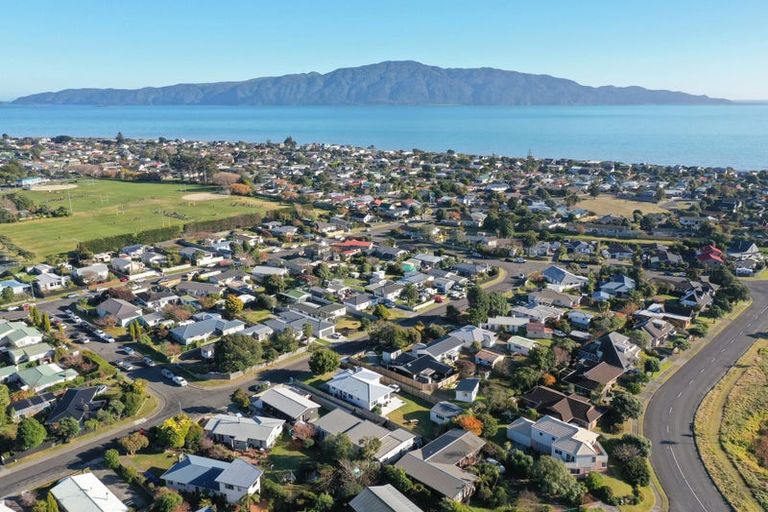 Photo of property in 15b Winton Street, Paraparaumu Beach, Paraparaumu, 5032