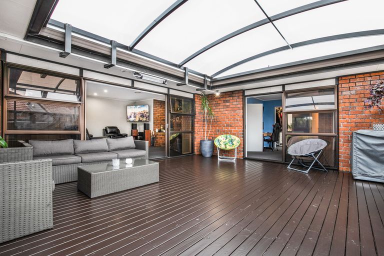 Photo of property in 45 Lakeside Drive, Pahurehure, Papakura, 2113