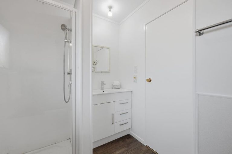 Photo of property in 20b Ashdown Place, Pahurehure, Papakura, 2113