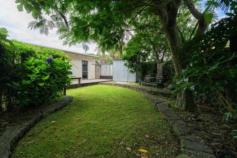 Photo of property in 18a Mckenzie Street, Levin, 5510