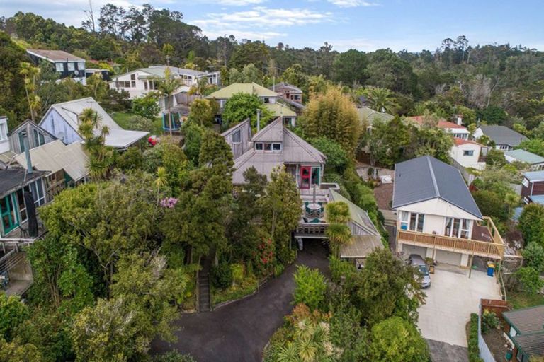 Photo of property in 76 Balmain Road, Chatswood, Auckland, 0626