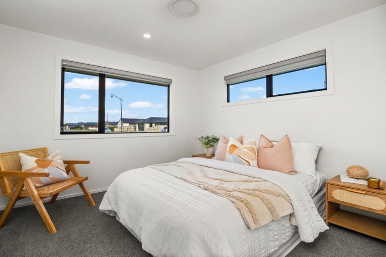 Photo of property in 18 Lewis Crescent, Rolleston, 7614