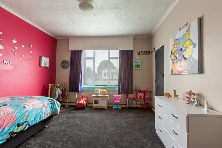 Photo of property in 26 Thyra Street, Dannevirke, 4930