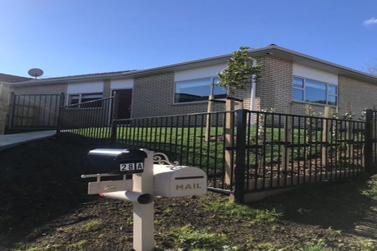 Photo of property in 1/28 Keri Vista Rise, Papakura, 2110