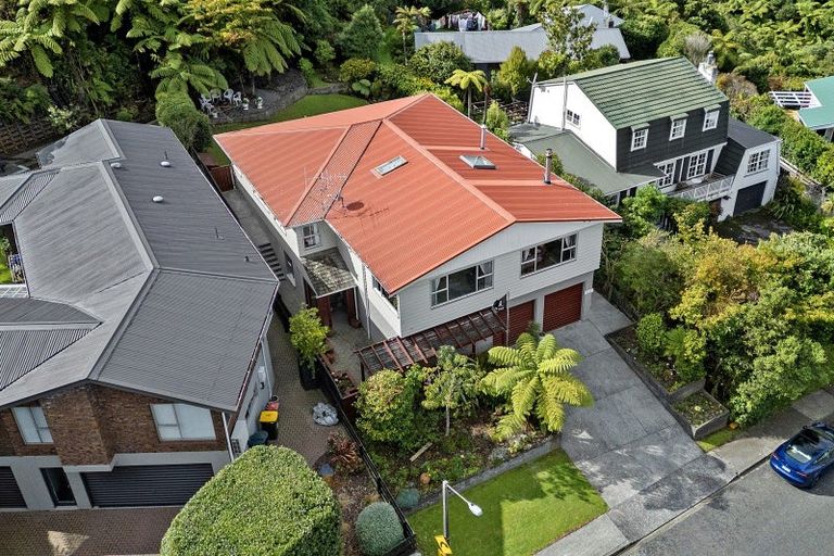 Photo of property in 19 Rondane Place, Tirohanga, Lower Hutt, 5010