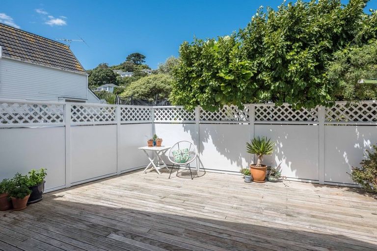 Photo of property in 48 Darlington Road, Miramar, Wellington, 6022