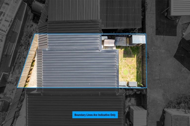 Photo of property in 7/8 Hepburn Road, Glendene, Auckland, 0602