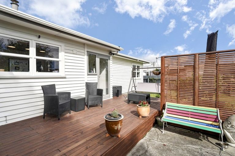 Photo of property in 3 Cobham Street, Levin, 5510