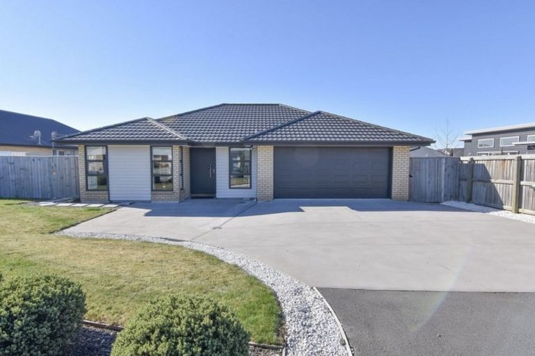 Photo of property in 10 Bellbird Place, Rolleston, 7614
