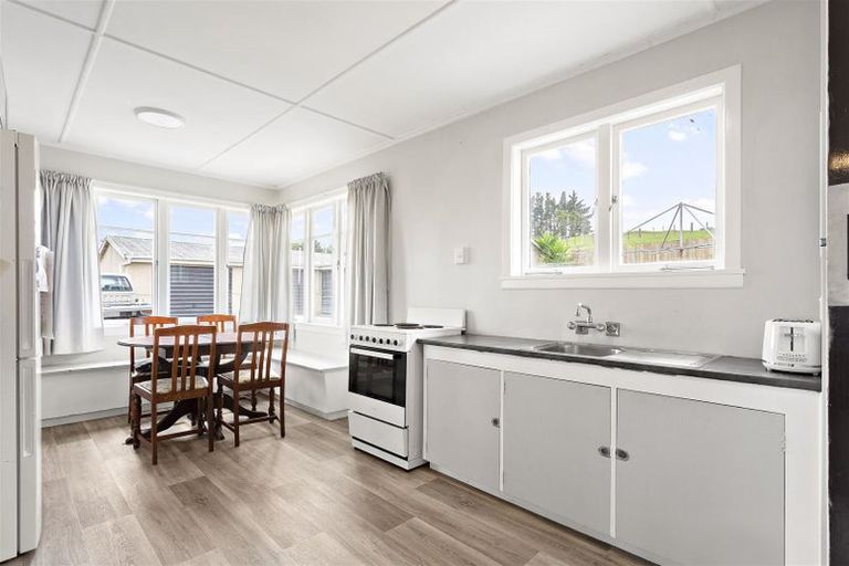 Photo of property in 93 Maungakaramea Road, Puwera, Whangarei, 0178