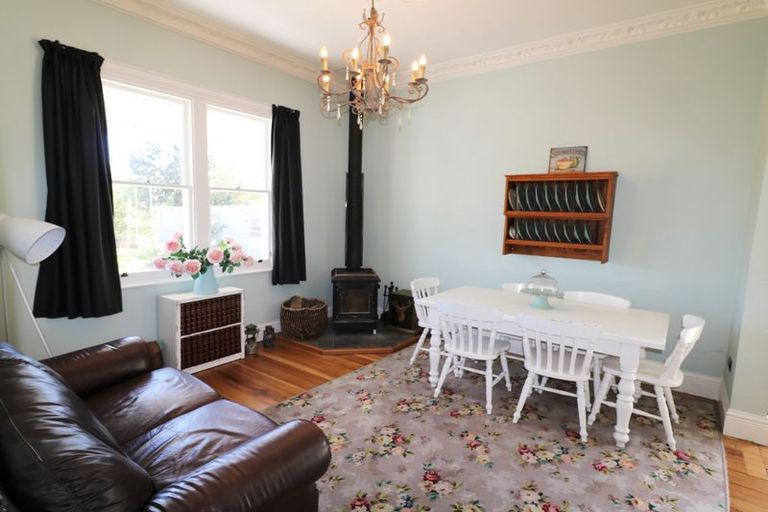 Photo of property in 16 Dalefield Road, Carterton, 5713