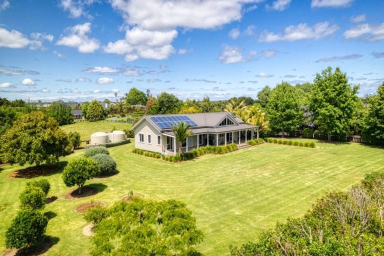 Photo of property in 18 Karaka Drive, Kerikeri, 0230
