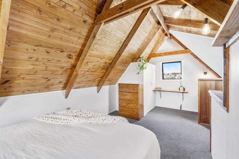 Photo of property in 19 Matai Road, Stanmore Bay, Whangaparaoa, 0932