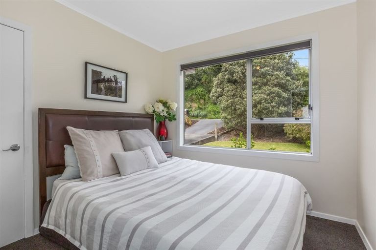 Photo of property in 23 Paekakariki Hill Road, Pauatahanui, Porirua, 5381