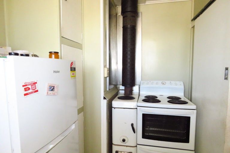 Photo of property in 49a-b Peel Street, Westport, 7825