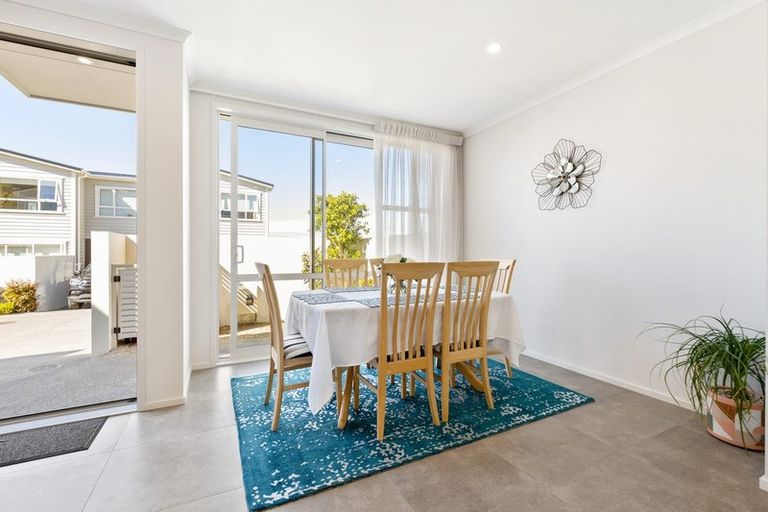 Photo of property in 9 Sanremo Lane, Stanmore Bay, Whangaparaoa, 0932