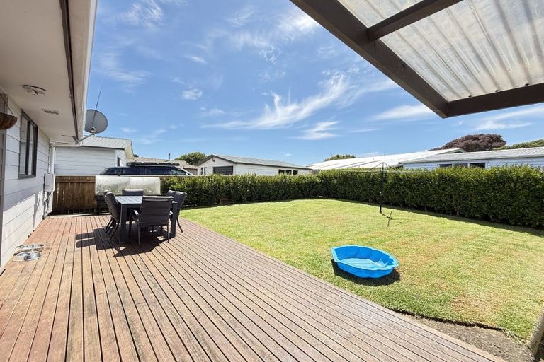 Photo of property in 18 Aratapu Street, Waitara, 4320