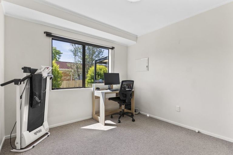 Photo of property in 3/83 Glendale Road, Glen Eden, Auckland, 0602