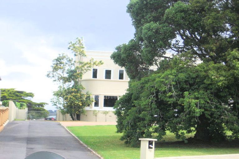 Photo of property in 64b West Street, Pukekohe, 2120