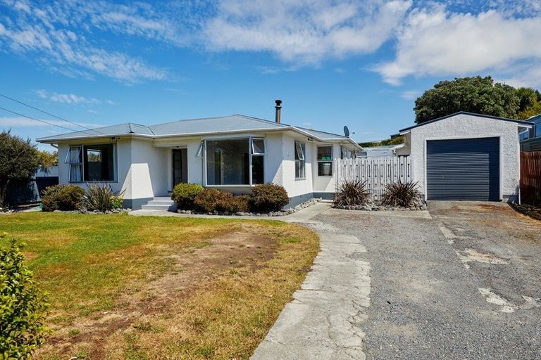 Photo of property in 82 Churchill Street, Kaikoura, 7300