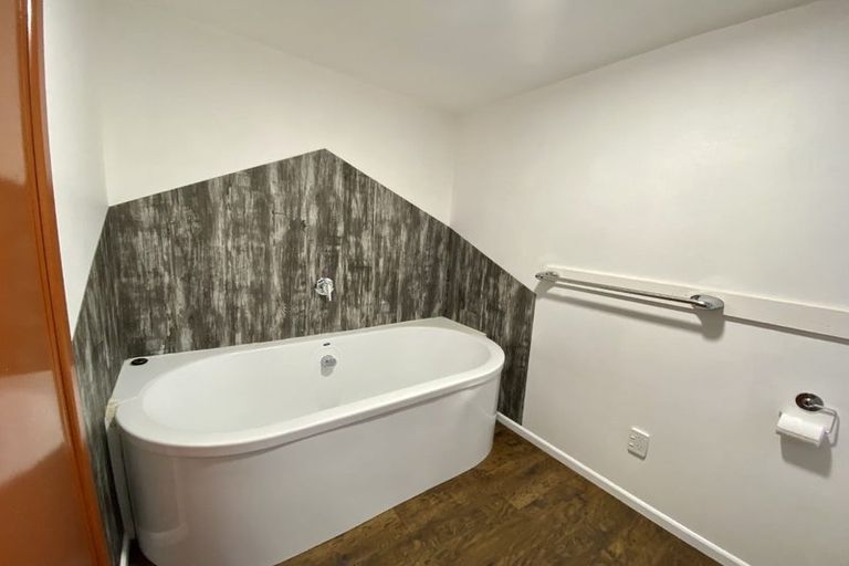 Photo of property in 166 Lindens Road, Mount Pleasant, Blenheim, 7273