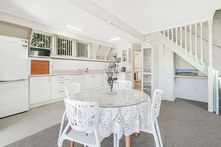 Photo of property in 64 Hazelwood Avenue, Dinsdale, Hamilton, 3204