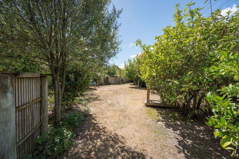 Photo of property in 2 Franklyn Close, Wakefield, 7025