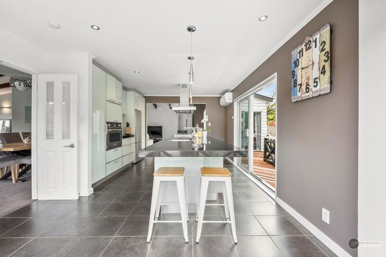 Photo of property in 23 Tapestry Grove, Silverstream, Upper Hutt, 5019