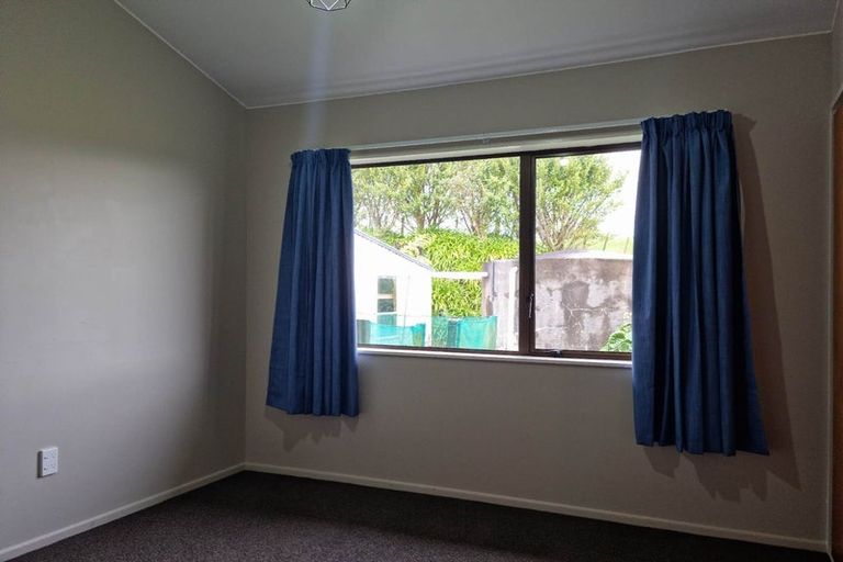 Photo of property in 142 York Road, Huirangi, New Plymouth, 4373