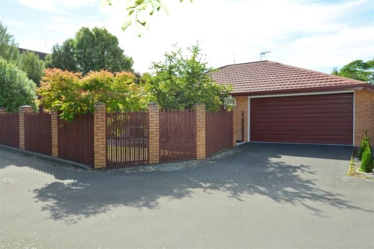 Photo of property in 2/60 Cresswell Avenue, Burwood, Christchurch, 8061