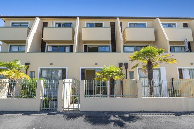 Photo of property in 9/595 Laurie Southwick Parade, Gulf Harbour, Whangaparaoa, 0930