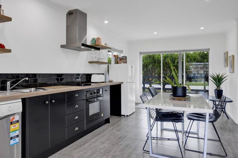 Photo of property in 5 Dorset Street, Opunake, 4616