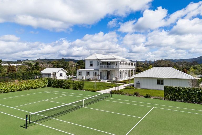 Photo of property in 130 Omaha Flats Road, Tawharanui Peninsula, Warkworth, 0986