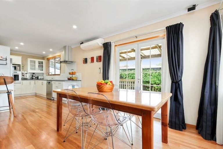 Photo of property in 503 Swanson Road, Ranui, Auckland, 0612