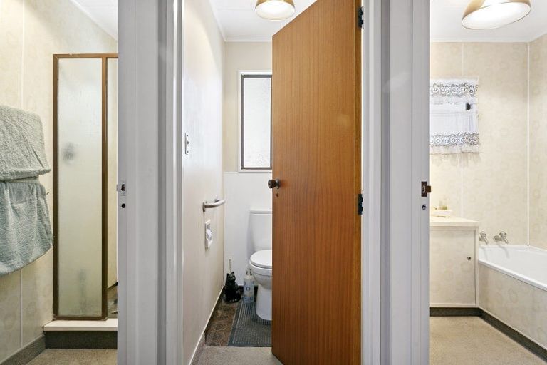 Photo of property in 15 Glengarry Place, Hilltop, Taupo, 3330
