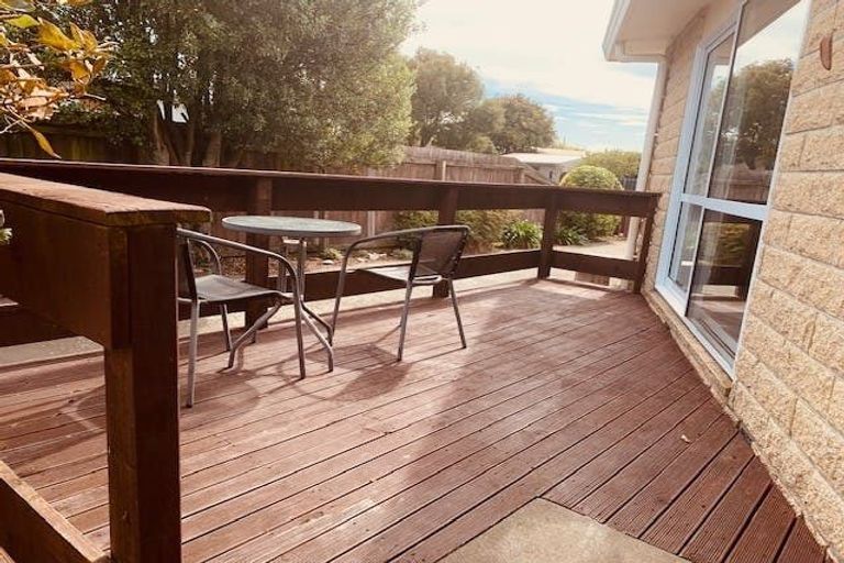 Photo of property in 9 Daytona Place, Parklands, Christchurch, 8083