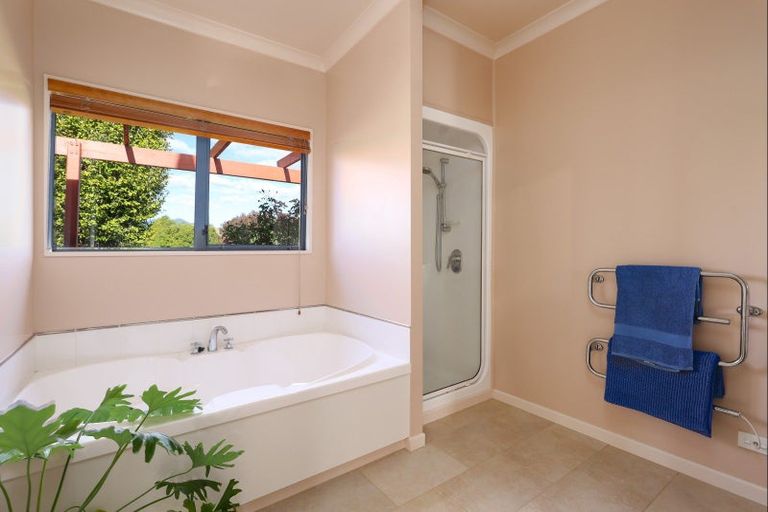 Photo of property in 19 Whiting Drive, Wakefield, 7025