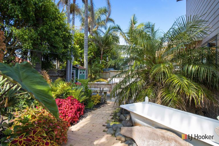 Photo of property in 2 Tuhua Place, Bowentown, Katikati, 3177