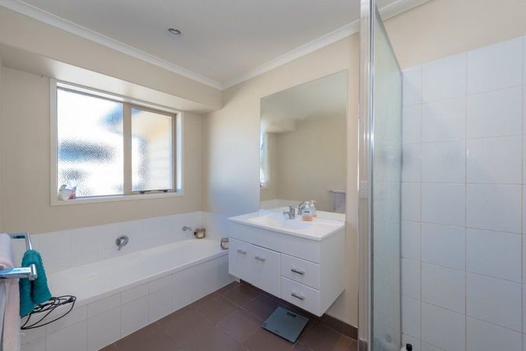 Photo of property in 11 Ravenscourt Place, Huntington, Hamilton, 3210