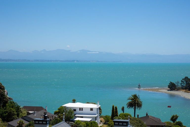 Photo of property in 5 Whitby Road, Britannia Heights, Nelson, 7010