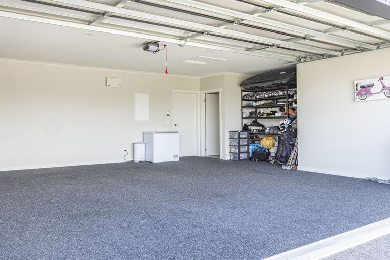 Photo of property in 77 Roy Hilton Drive, Flagstaff, Hamilton, 3210