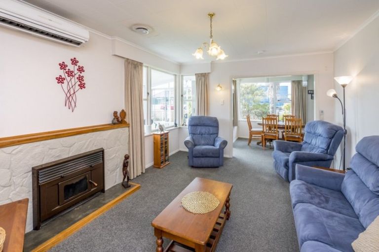Photo of property in 628/628a Queen Street East, Levin, 5510