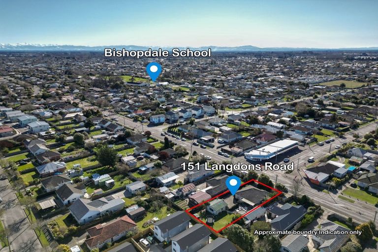 Photo of property in 151 Langdons Road, Northcote, Christchurch, 8052