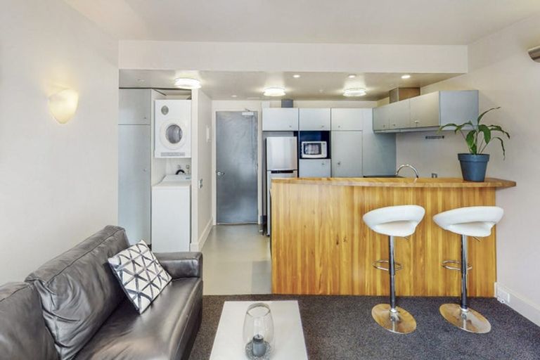 Photo of property in 1/43 Mulgrave Street, Thorndon, Wellington, 6011