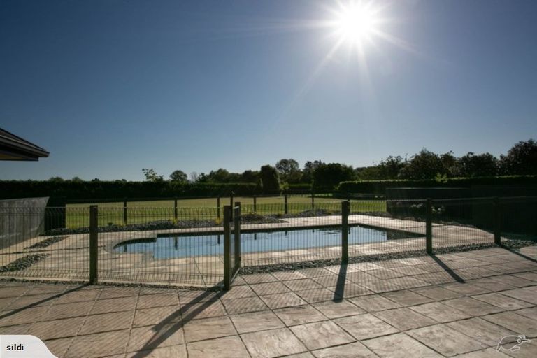 Photo of property in 100 Hooker Road, Tamahere, Hamilton, 3283